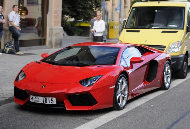 Lamborghini Aventador LP700-4