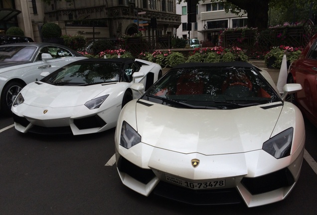 Lamborghini Aventador LP700-4 Roadster