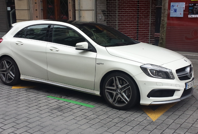 Mercedes-Benz A 45 AMG