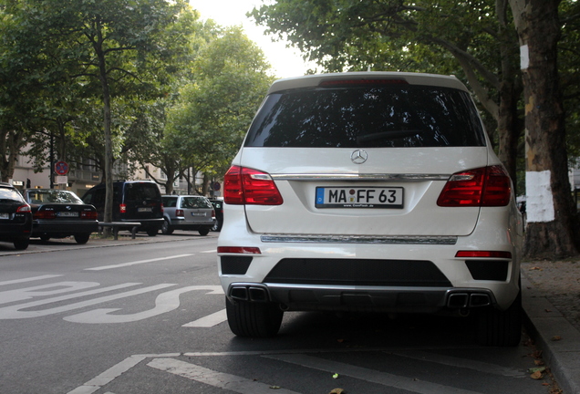 Mercedes-Benz GL 63 AMG X166