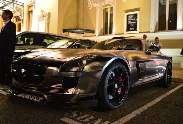 Mercedes-Benz Oakley Design SLS AMG Carbon Edition