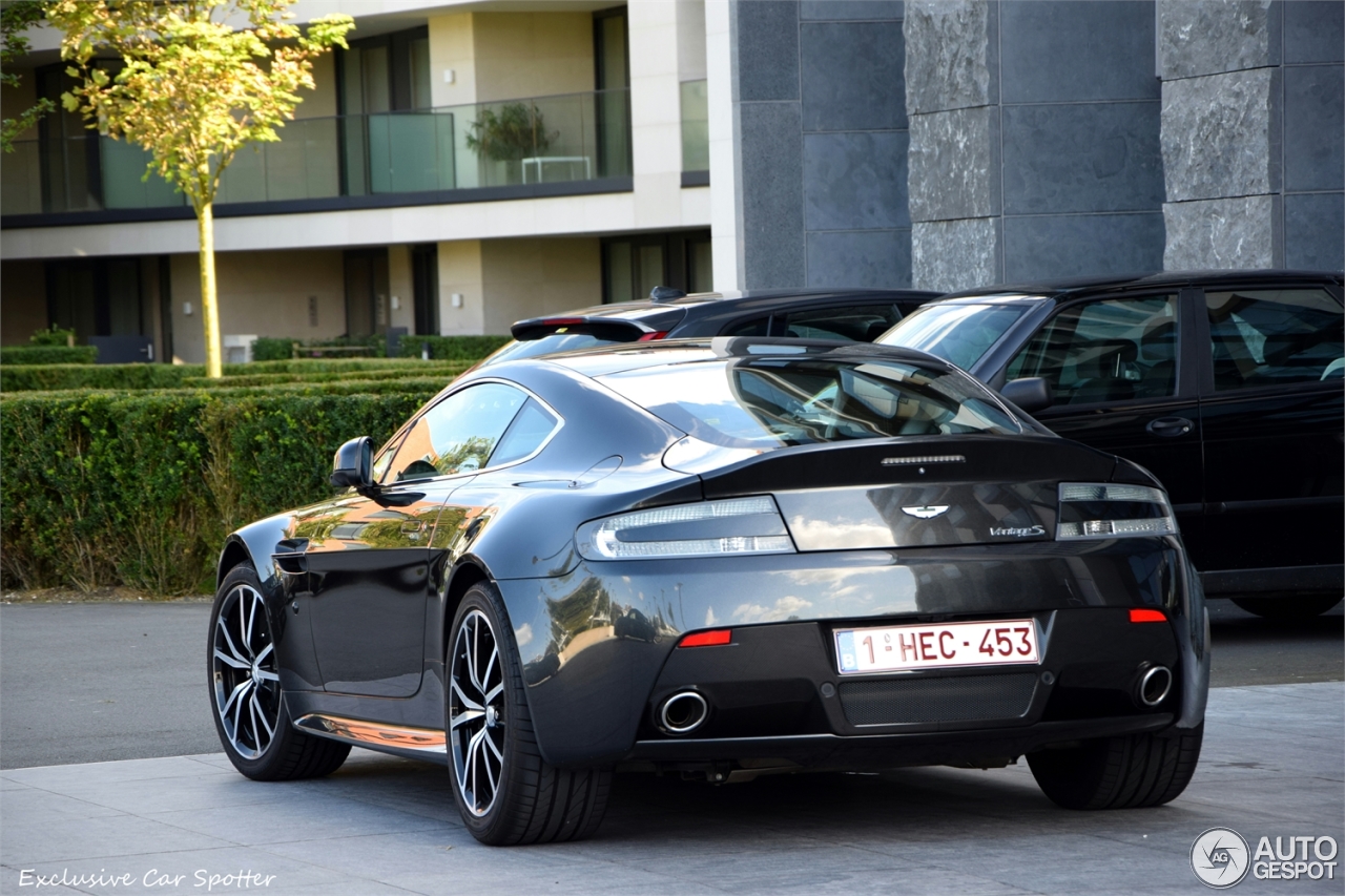 Aston Martin V8 Vantage S