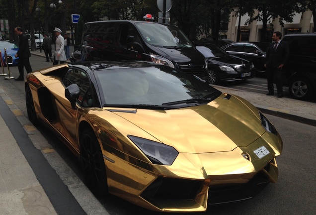 Lamborghini Aventador LP700-4 Roadster