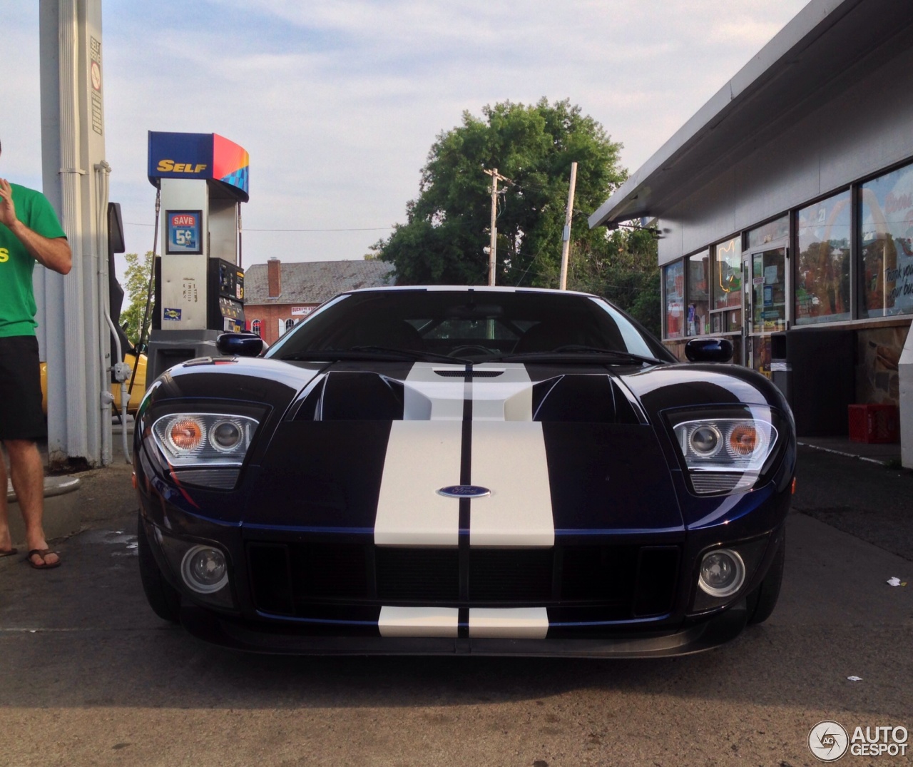 Ford GT