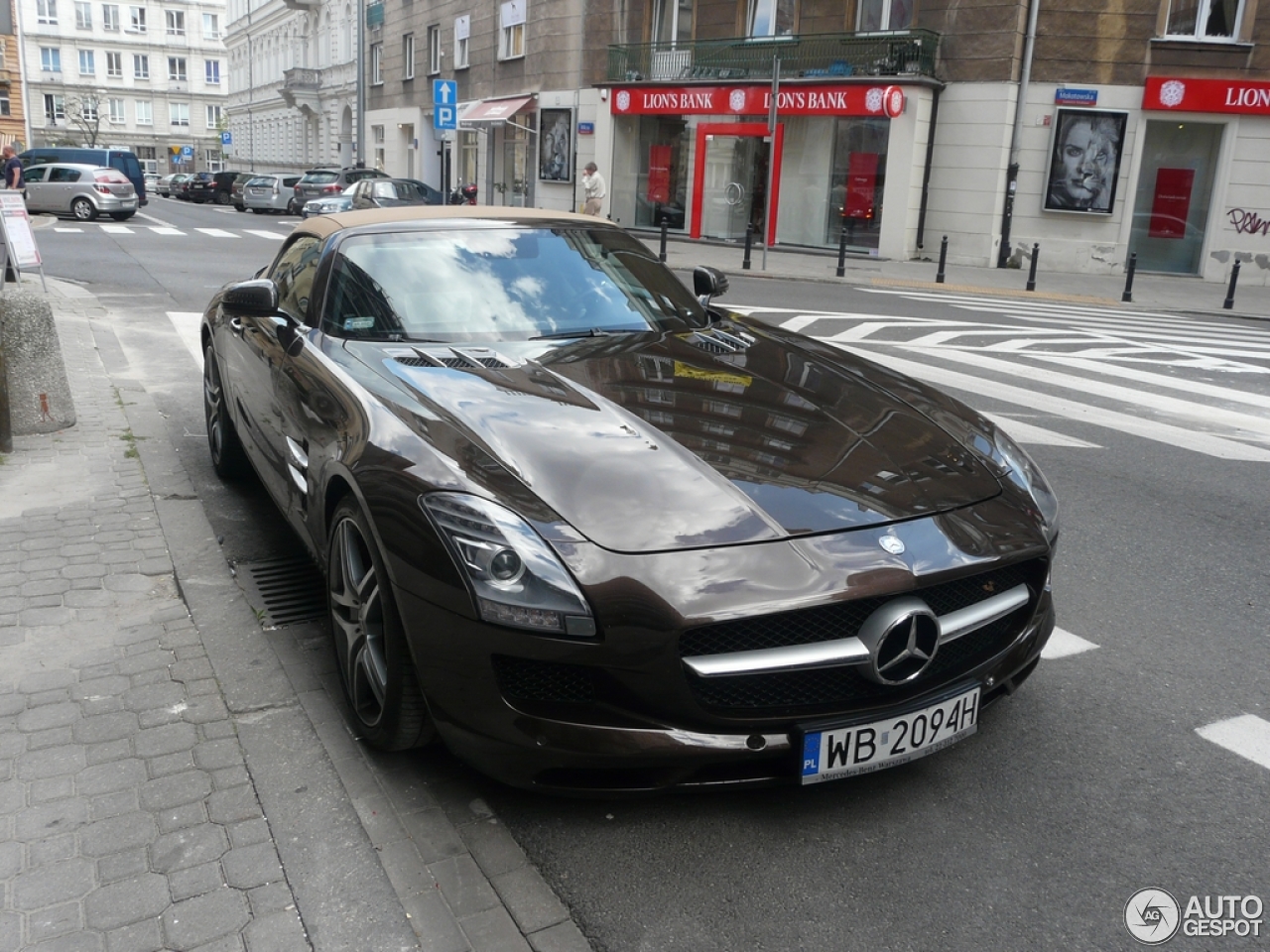 Mercedes-Benz SLS AMG Roadster