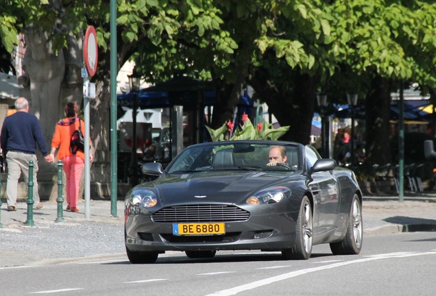 Aston Martin DB9 Volante