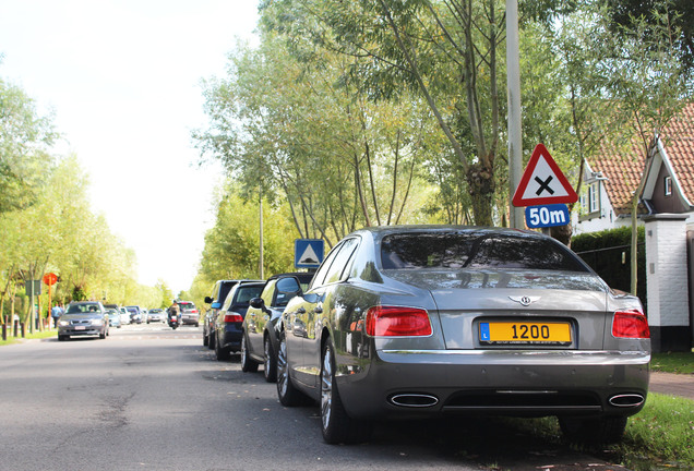 Bentley Flying Spur W12