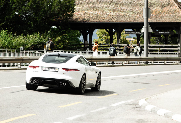 Jaguar F-TYPE R Coupé