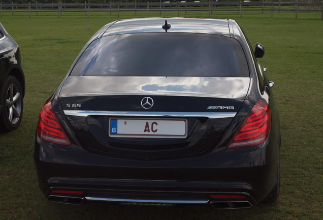 Mercedes-Benz S 65 AMG V222