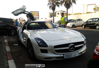 Mercedes-Benz SLS AMG