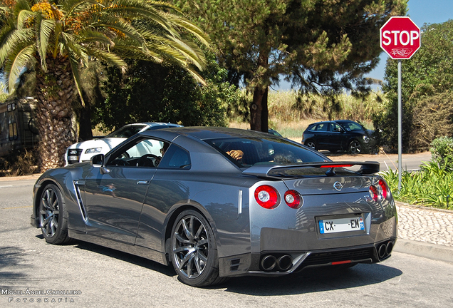 Nissan GT-R 2011