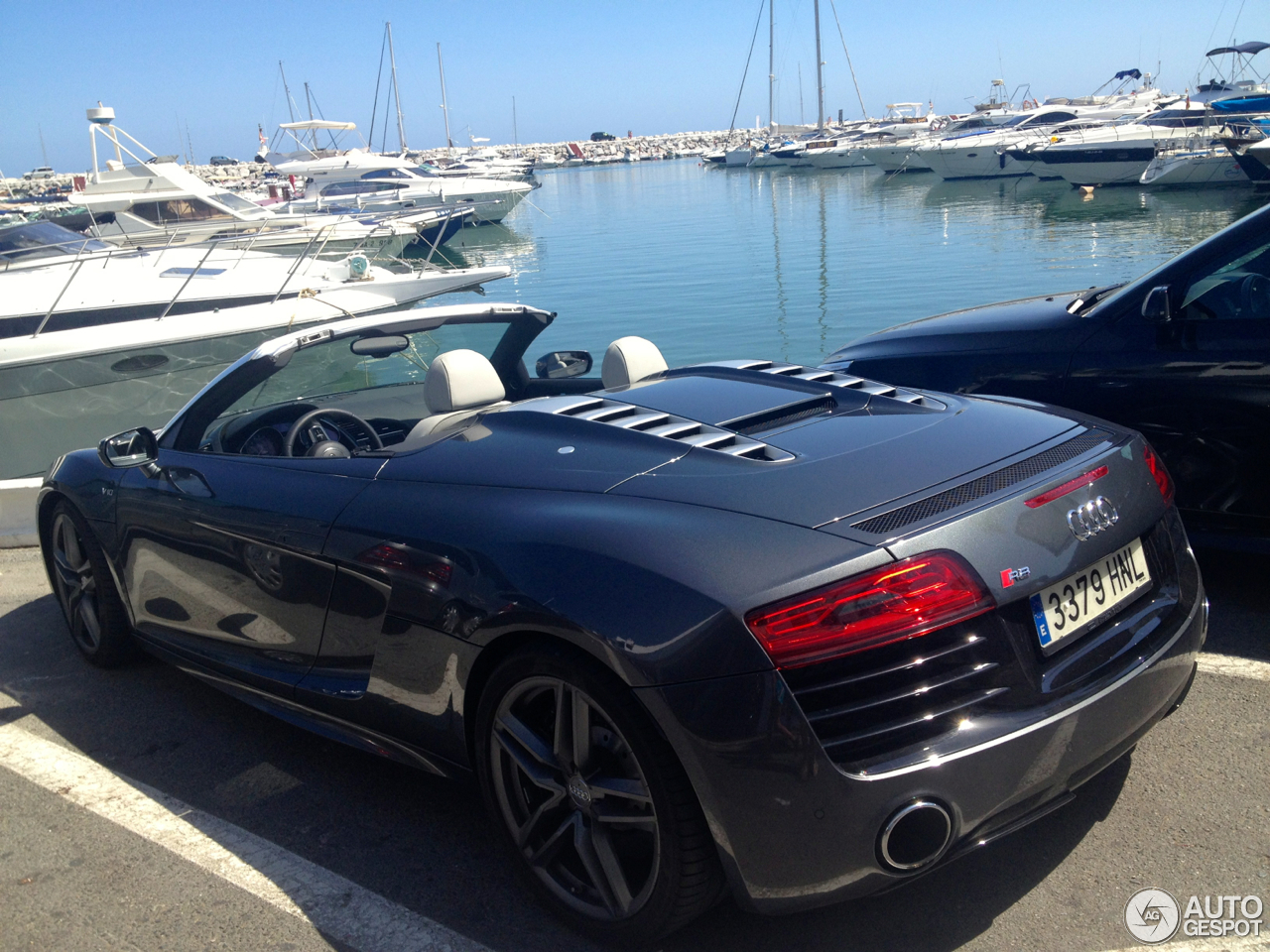 Audi R8 V10 Spyder 2013