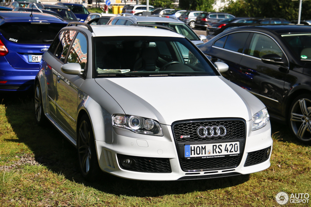 Audi RS4 Avant B7