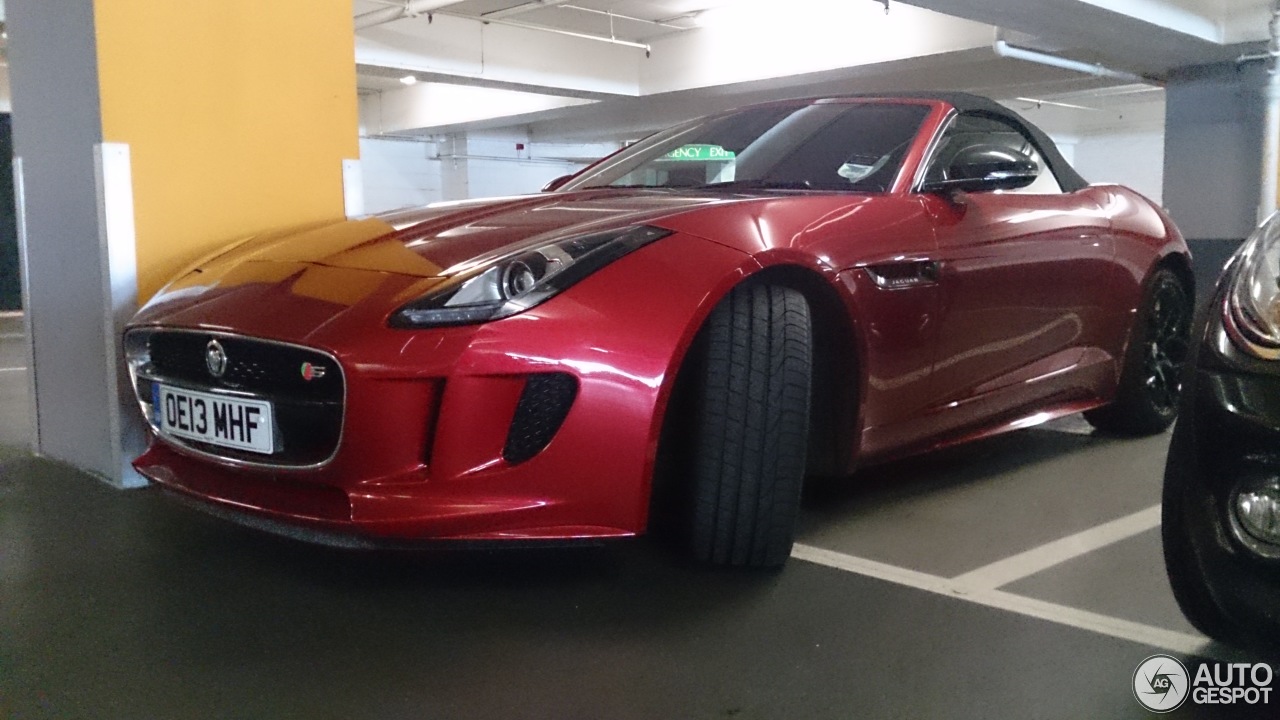 Jaguar F-TYPE S Convertible