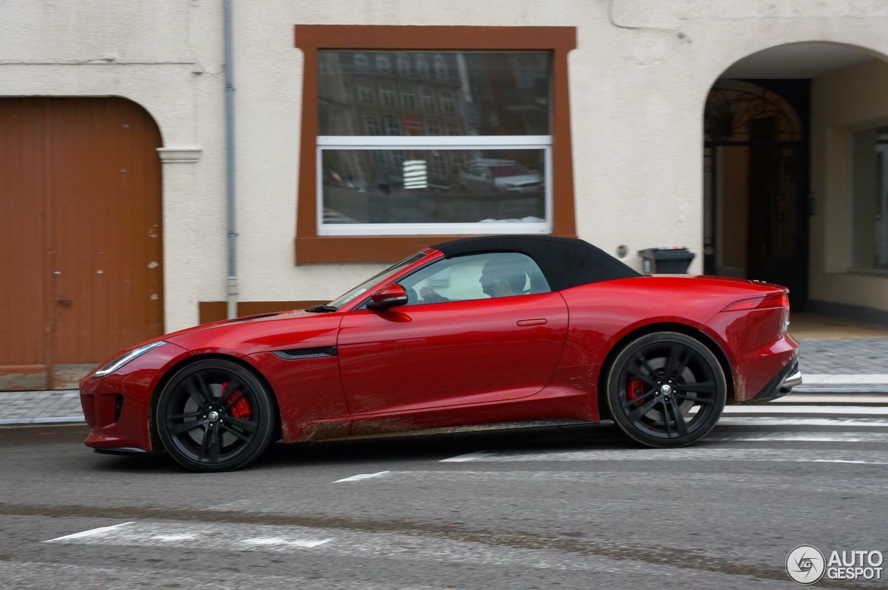 Jaguar F-TYPE S V8 Convertible