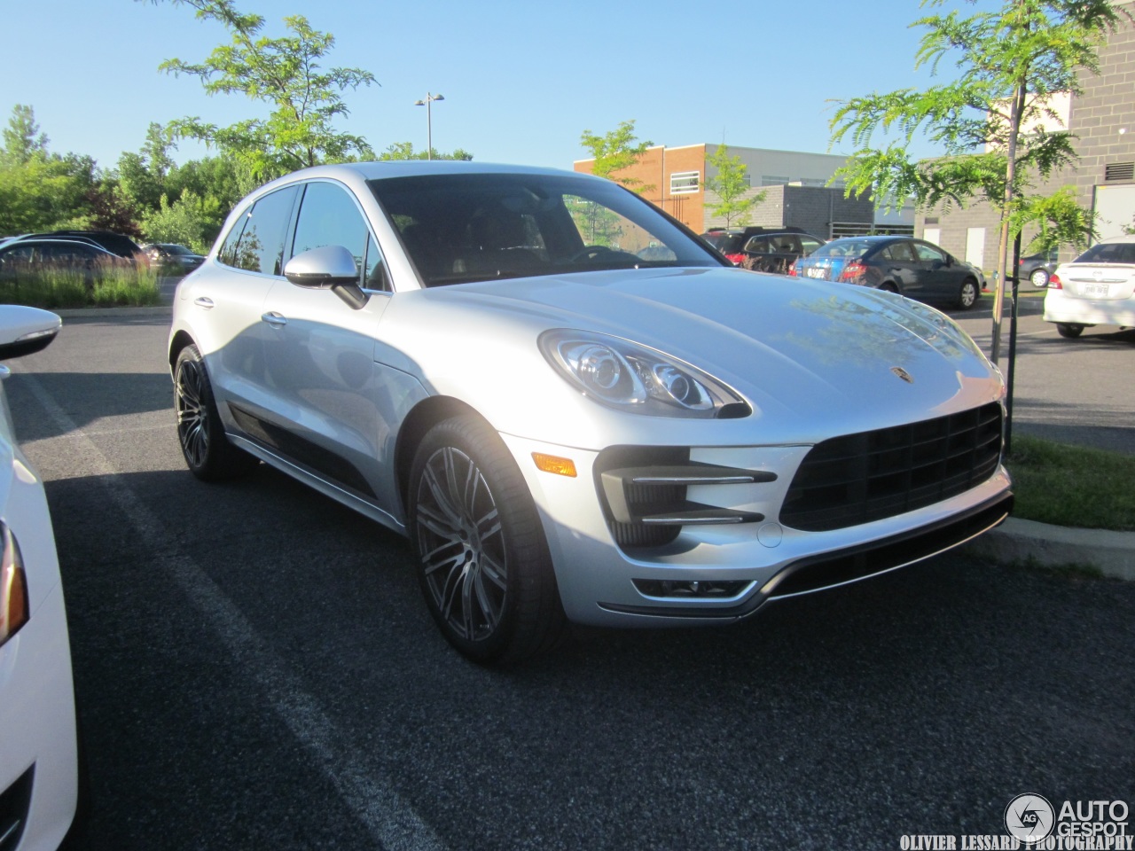 Porsche 95B Macan Turbo