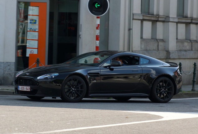 Aston Martin V12 Vantage S