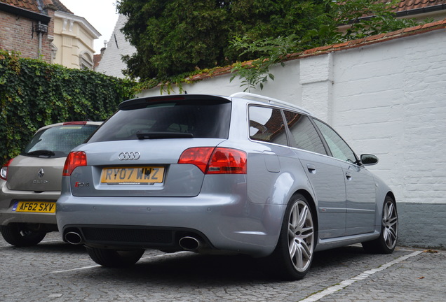 Audi RS4 Avant B7