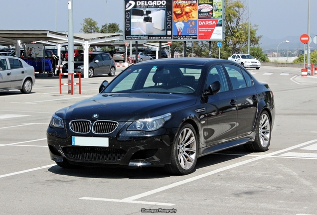 BMW M5 E60 2005