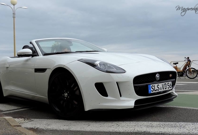 Jaguar F-TYPE S Convertible