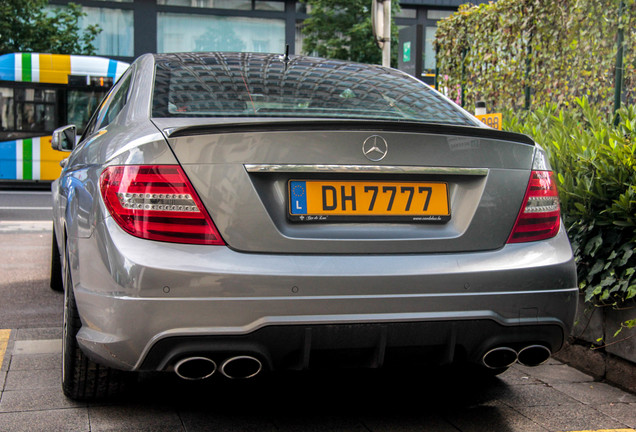 Mercedes-Benz C 63 AMG Coupé