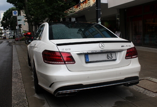 Mercedes-Benz E 63 AMG S W212