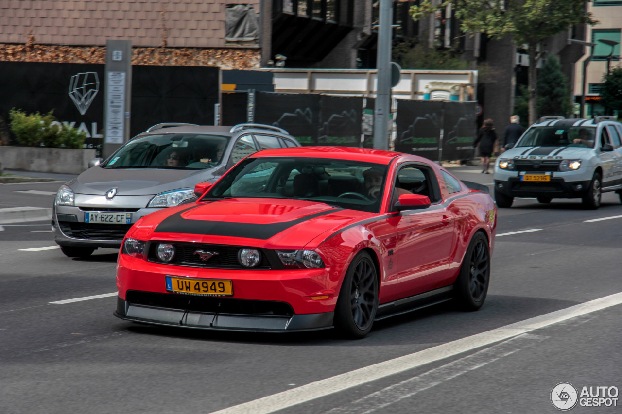 Ford Mustang RTR 2011