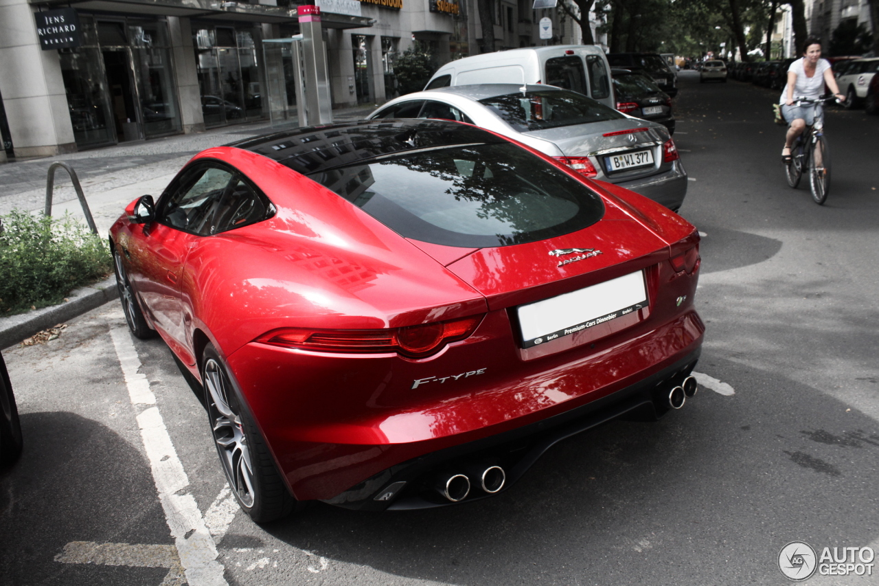 Jaguar F-TYPE R Coupé