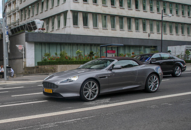 Aston Martin Virage Volante 2011