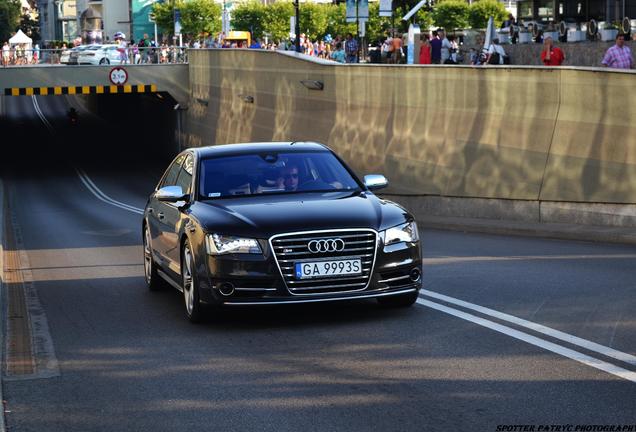 Audi S8 D4