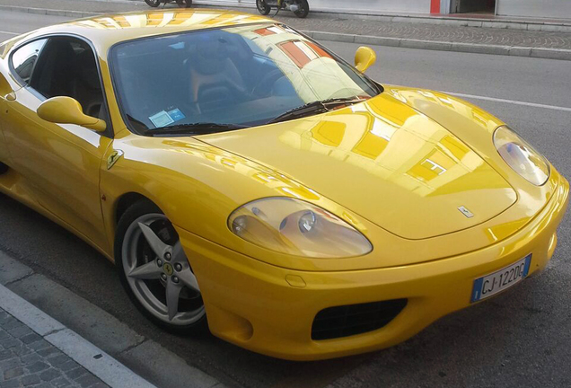 Ferrari 360 Modena