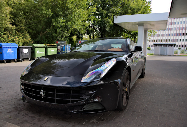 Ferrari FF