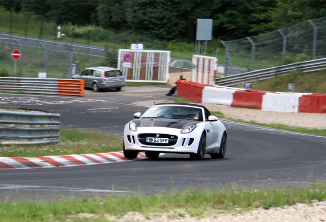 Jaguar F-TYPE RS Convertible