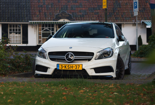 Mercedes-Benz A 45 AMG