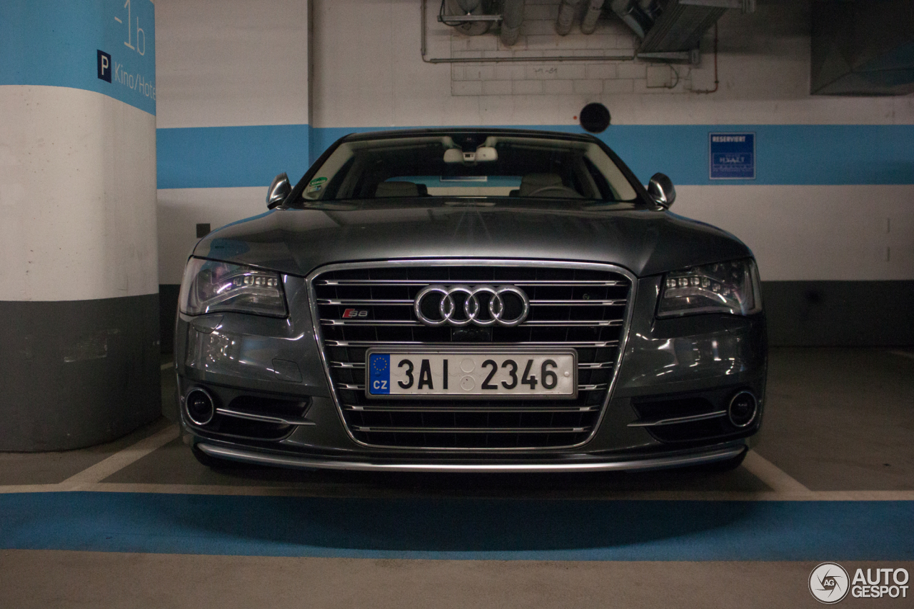 Audi S8 D4