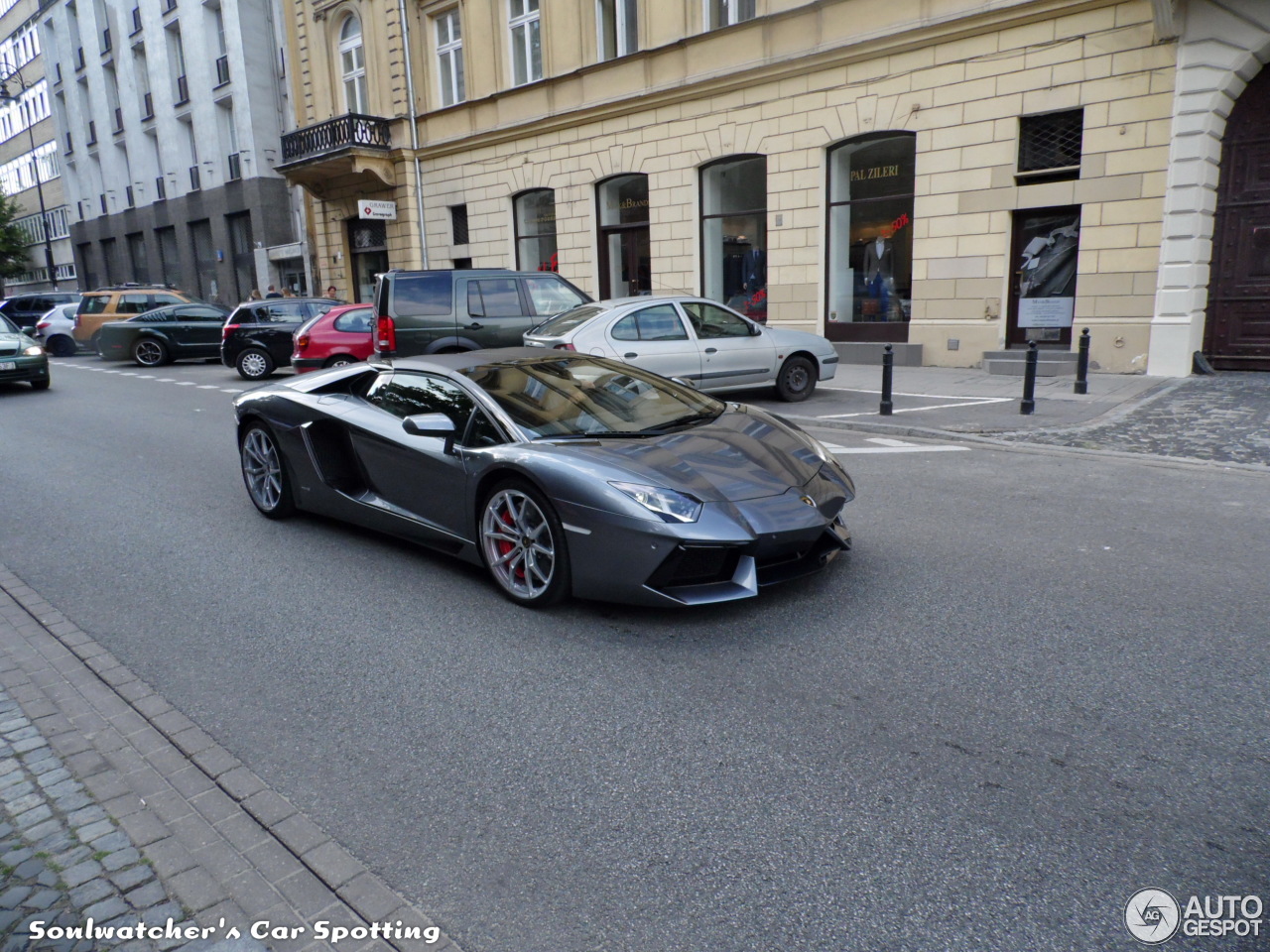 Lamborghini Aventador LP700-4 Roadster