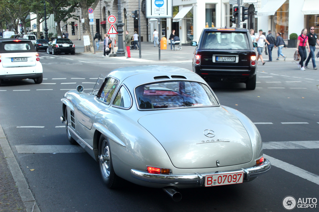 Mercedes-Benz 300SL Gullwing