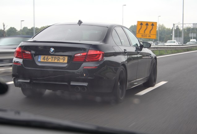 BMW M5 F10 2011