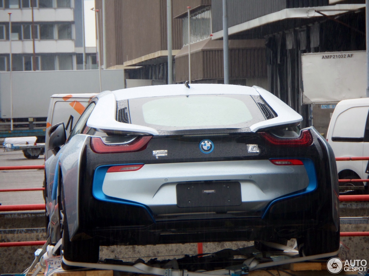 BMW i8