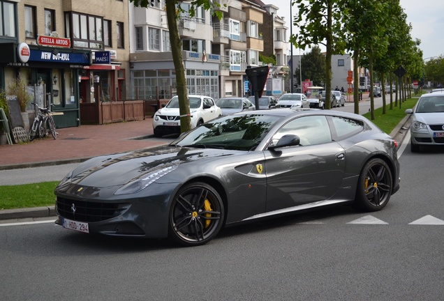 Ferrari FF