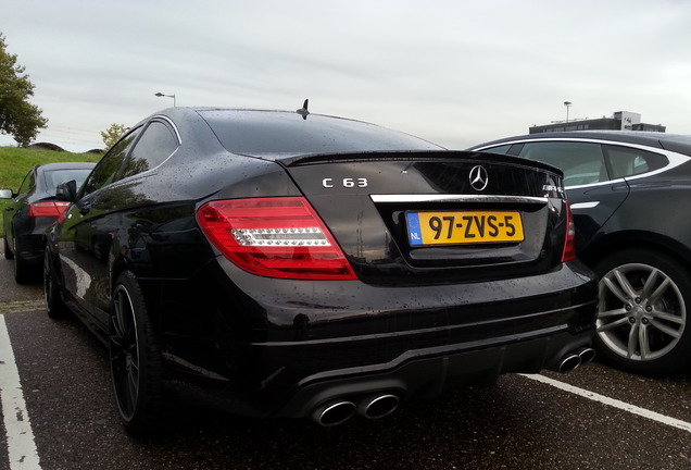 Mercedes-Benz C 63 AMG Coupé