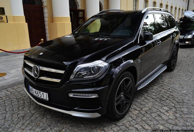 Mercedes-Benz GL 63 AMG X166