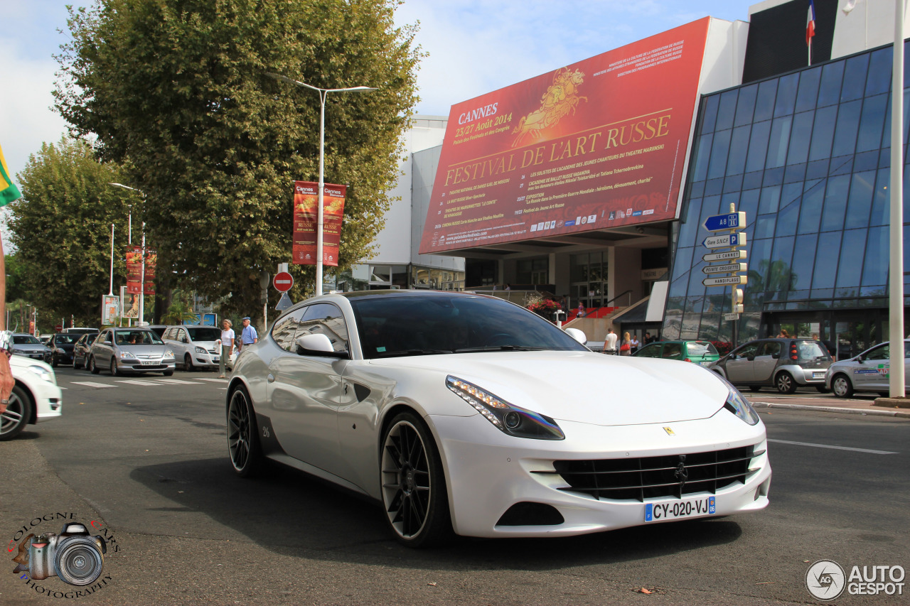 Ferrari FF