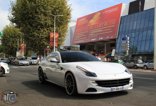 Ferrari FF