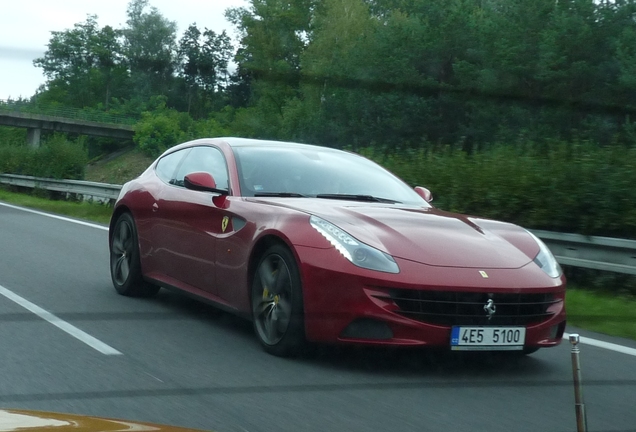 Ferrari FF