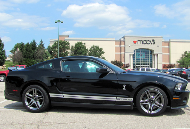 Ford Mustang Shelby GT500 2010