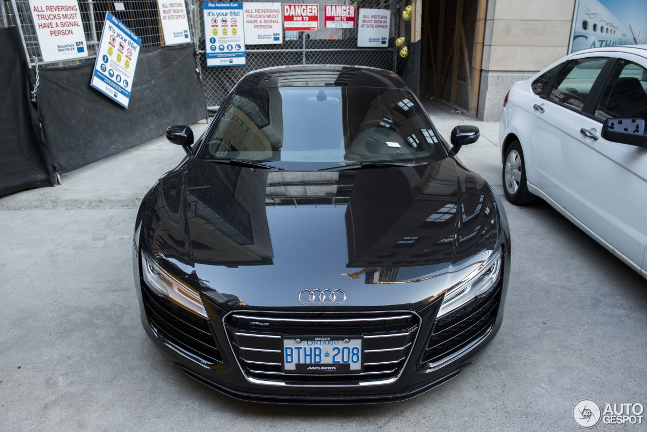 Audi R8 V10 2013