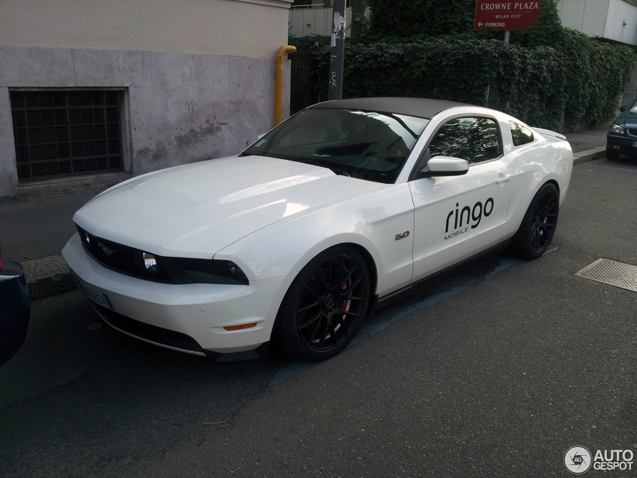 Ford Mustang Roush 5.0 2011