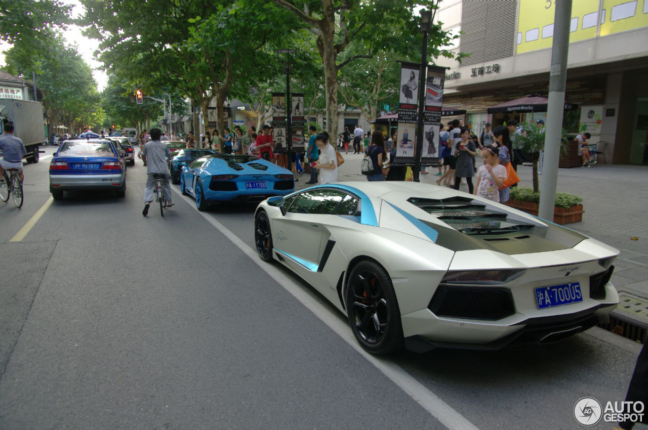 Lamborghini Aventador LP700-4