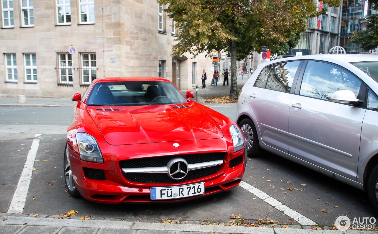 Mercedes-Benz SLS AMG